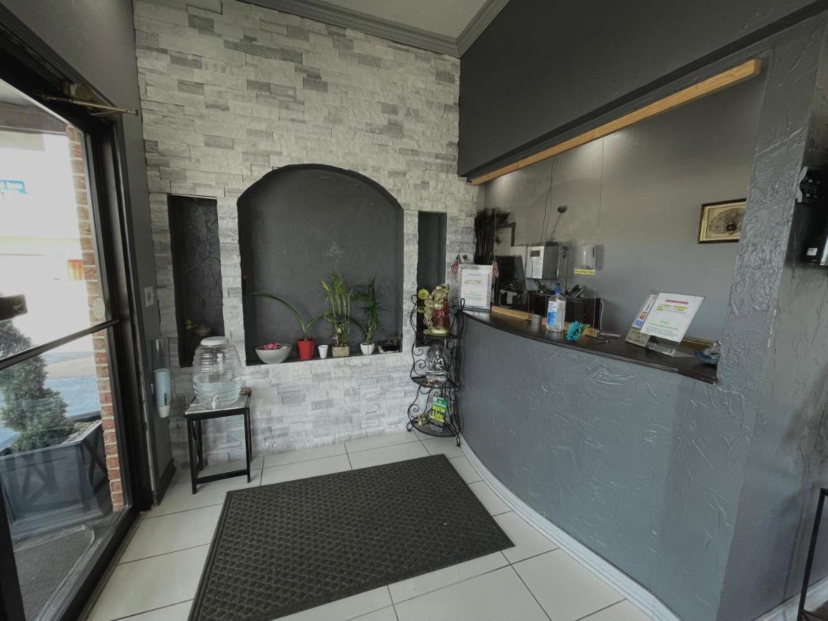 Royal Inn & Suites Mountain Grove Экстерьер фото
