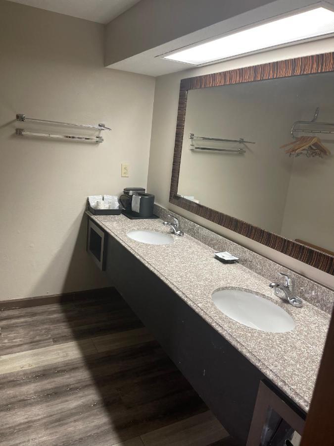 Royal Inn & Suites Mountain Grove Экстерьер фото